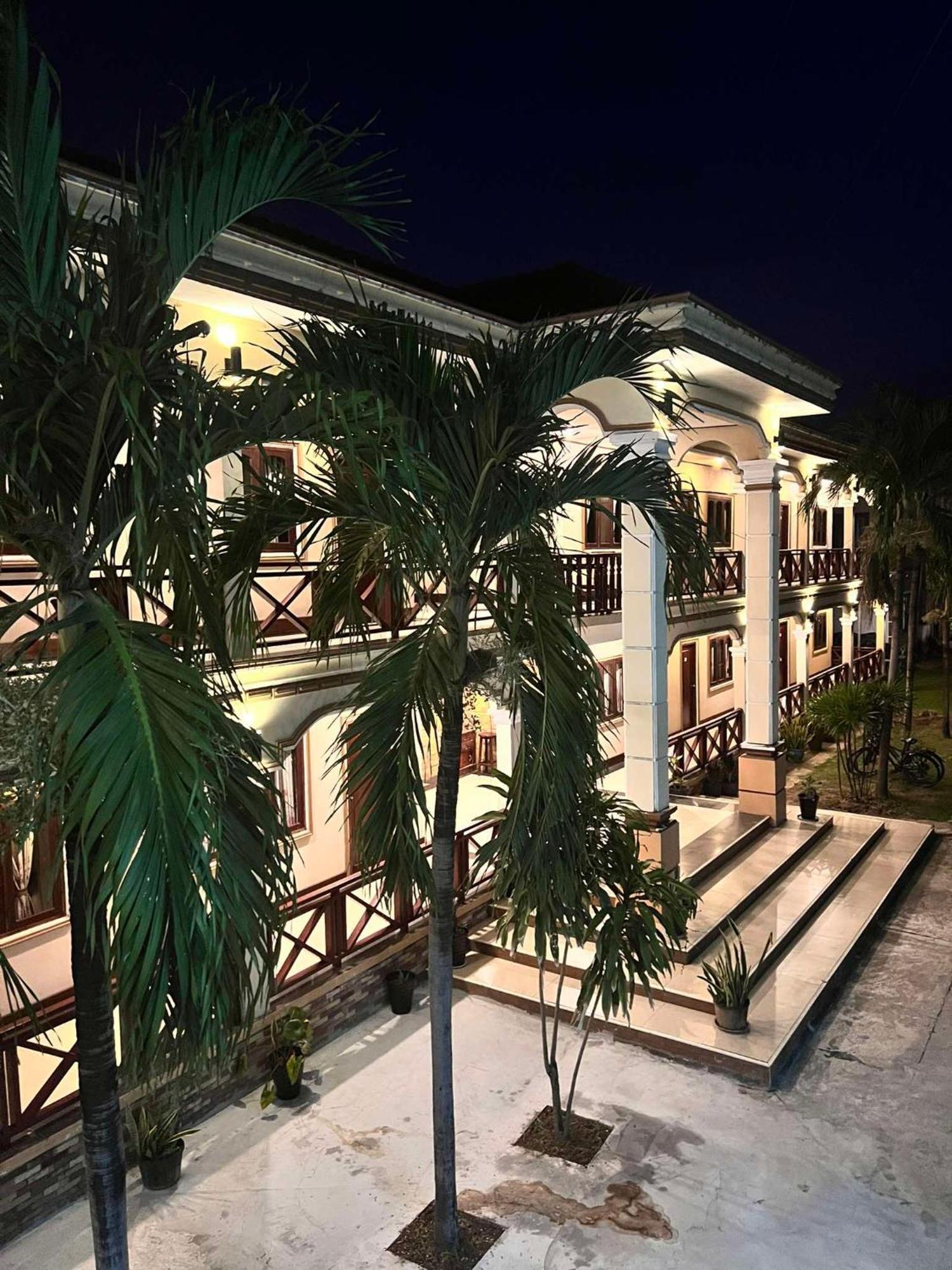 Lebijou Guesthouse - Konesavath Ban Dondét Esterno foto