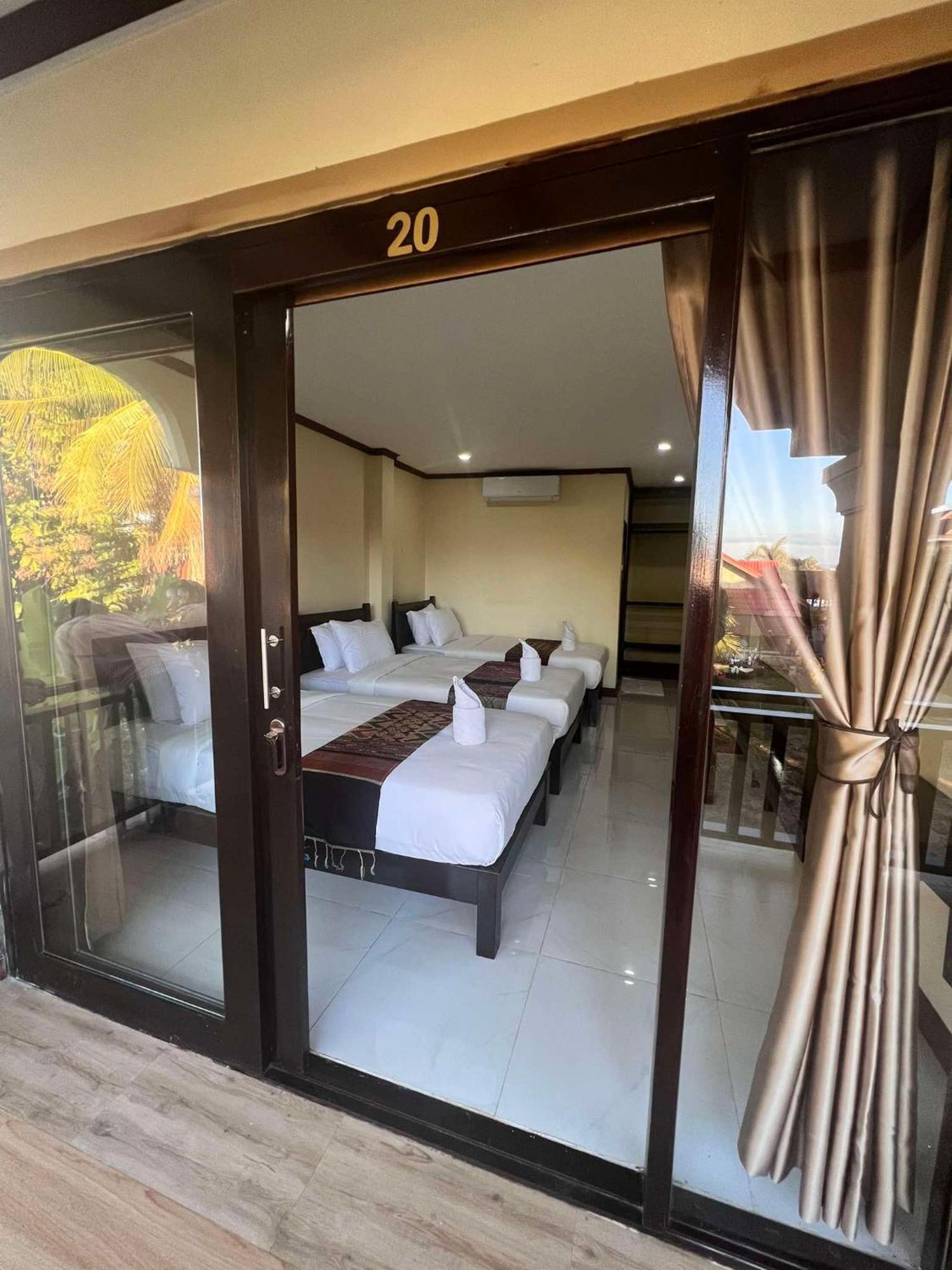 Lebijou Guesthouse - Konesavath Ban Dondét Esterno foto
