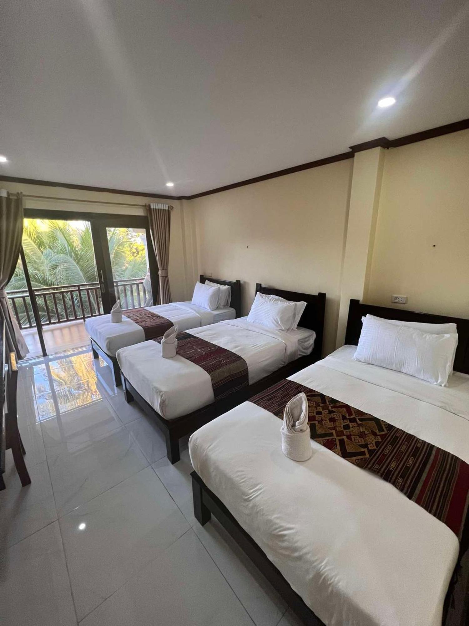 Lebijou Guesthouse - Konesavath Ban Dondét Esterno foto