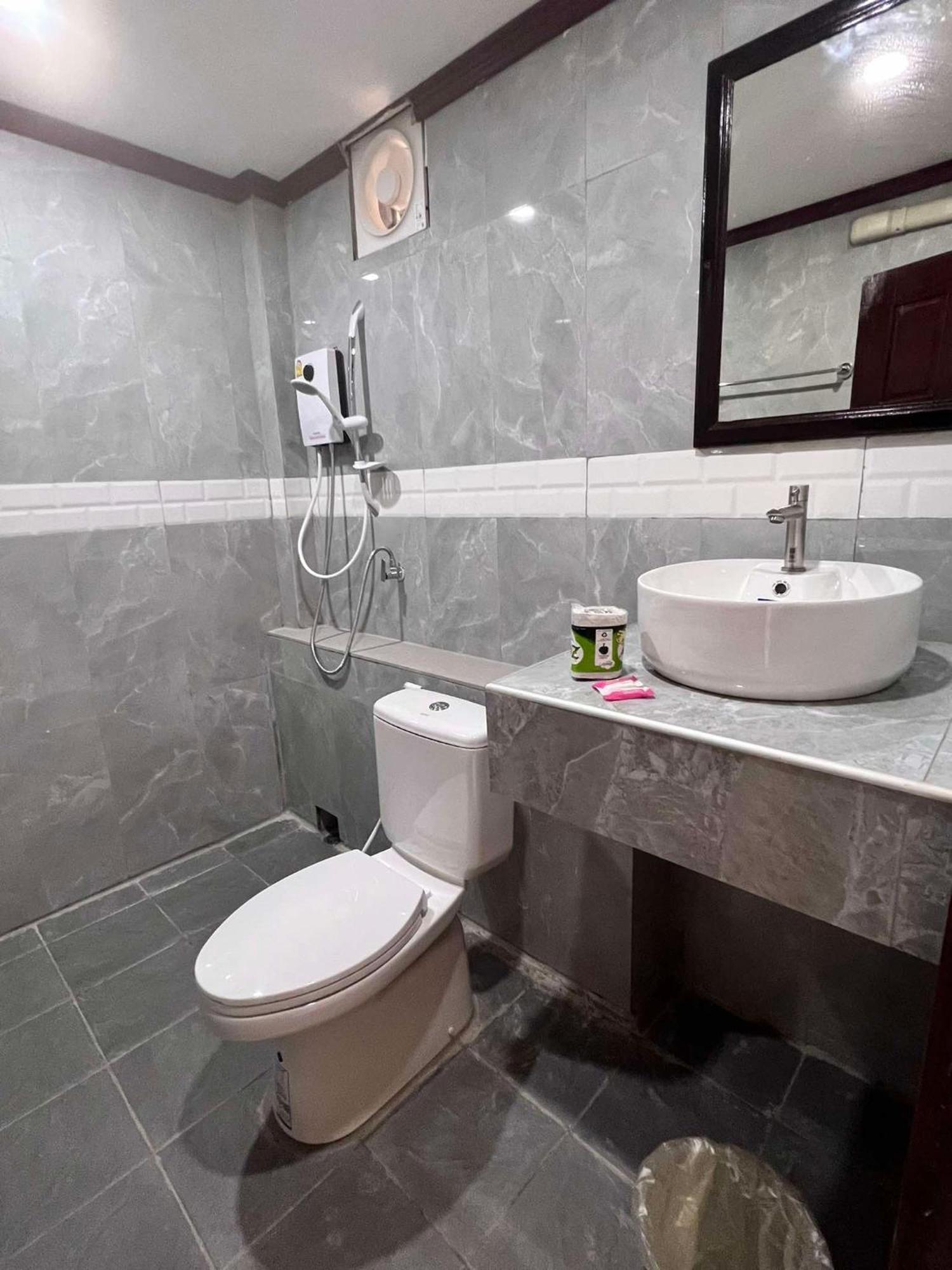 Lebijou Guesthouse - Konesavath Ban Dondét Esterno foto