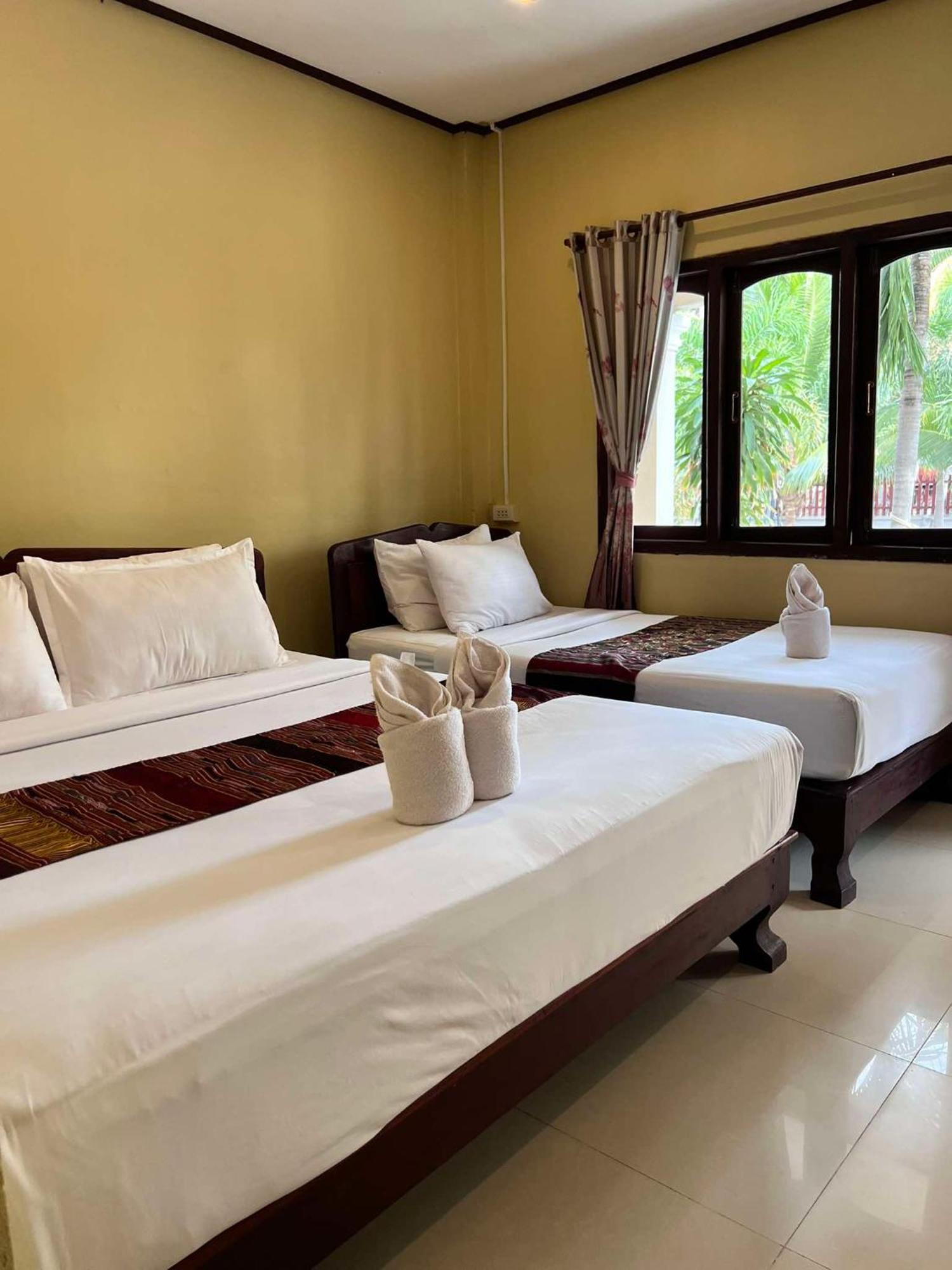 Lebijou Guesthouse - Konesavath Ban Dondét Esterno foto