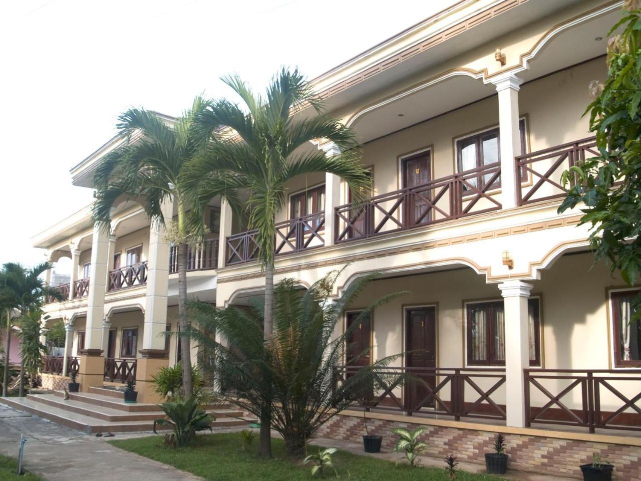 Lebijou Guesthouse - Konesavath Ban Dondét Esterno foto